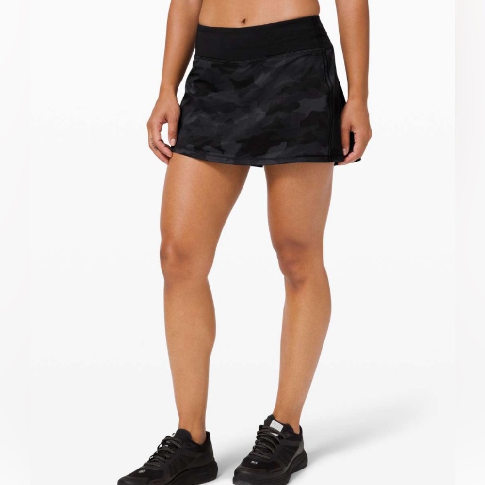 Lululemon Pace Rival Mid Rise Skirt
Heritage 365 Camo Deep Coal Multi / Black